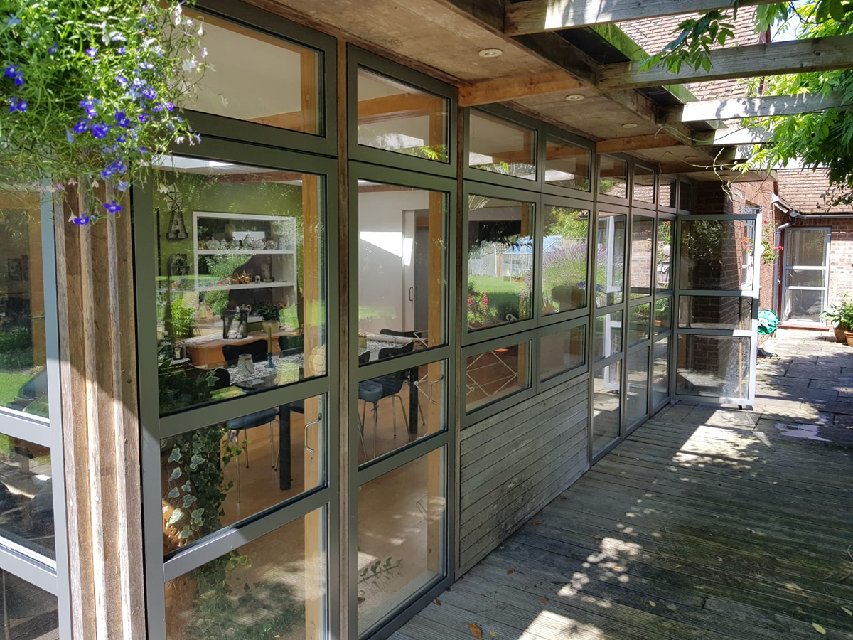 Why You Should Get a Respray for Your Shopfront